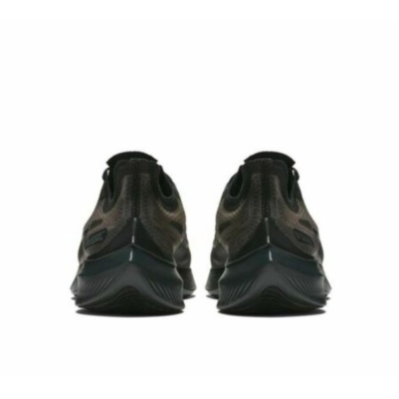 Nike Zoom Gravity Men's Running Sneakers - Picture 3 of 7